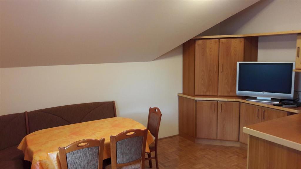 Tourist Farm Skrbina Apartman Otočec Kültér fotó